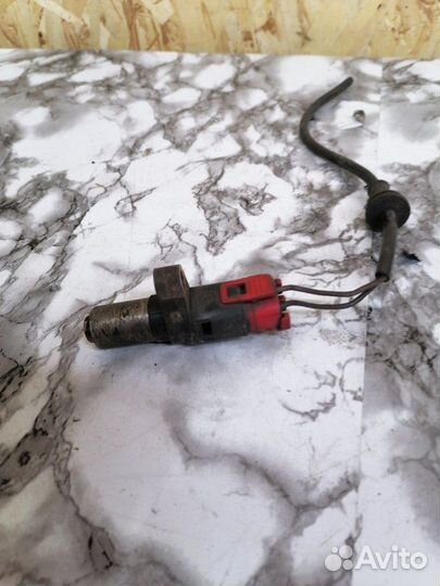 Датчик abs Volvo 850 седан B5254S 1996