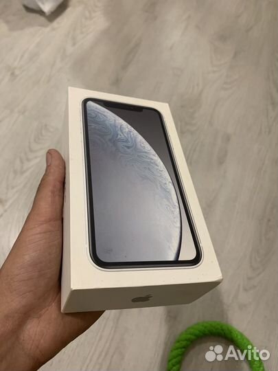 iPhone Xr, 64 ГБ