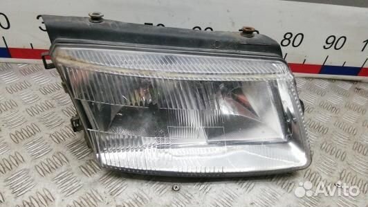 Фара правая volkswagen passat B5 (2ST15MU01)