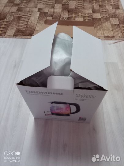 Чайник Redmond