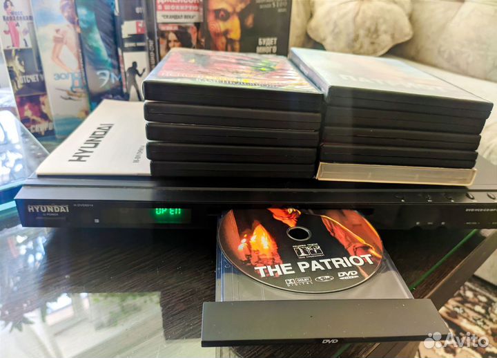 DVD-плеер Hyundai H-DVD5014 +