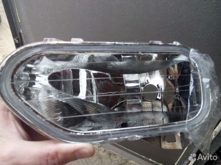 Передняя левая противотуманная фара honda CR-V