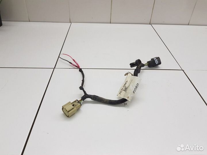 Электропроводка заднего правого фонаря