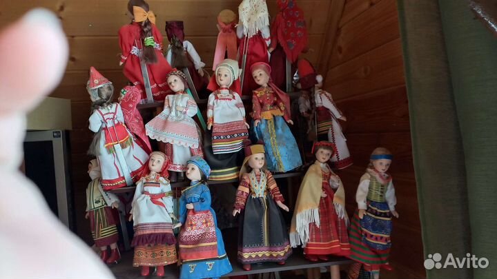Куклы в народных костюмах деагостини