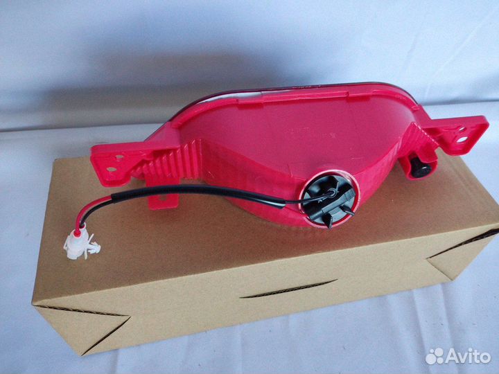 7054015600 Задний фонарь средний Geely Coolray нов