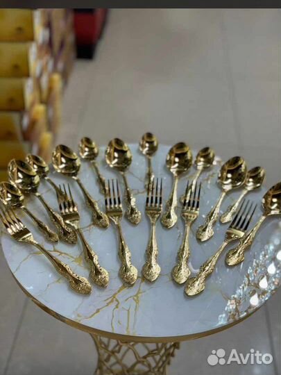 Столовые приборы