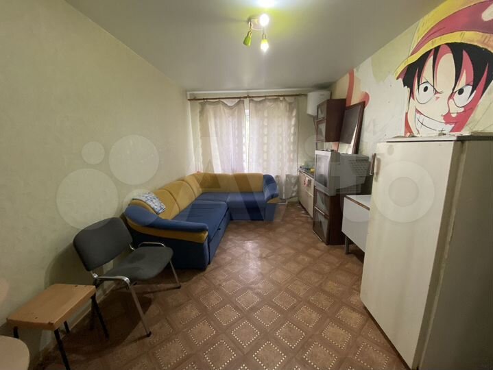 Комната 16 м² в 3-к., 2/2 эт.