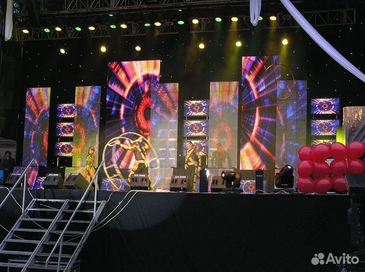 Рекламный экран с бесплатной доставкой