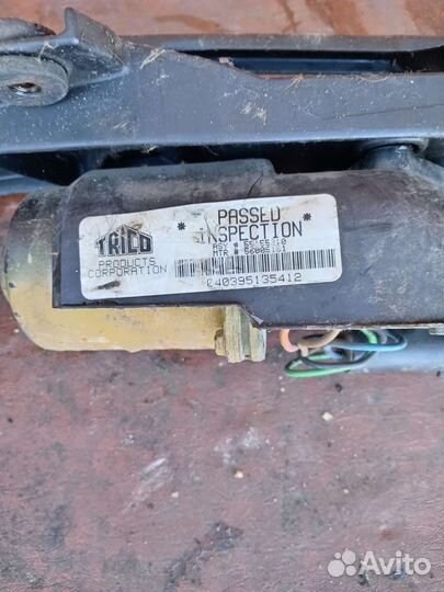 Тропеция дворников на джип гранд чероки 5.2 л