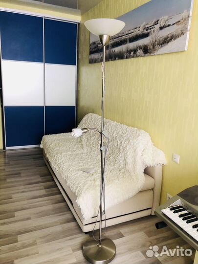 Лампа настольная