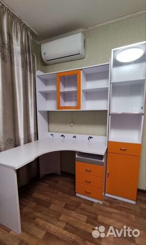 Школьный уголок, компьютерный стол