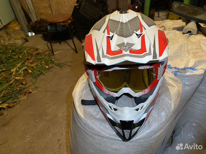 Шлем кроссовый бу