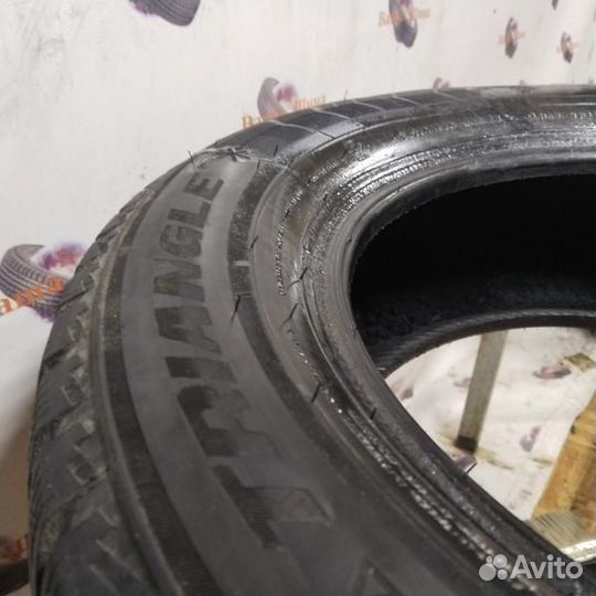 Triangle Snowlink TWT02 215/60 R16