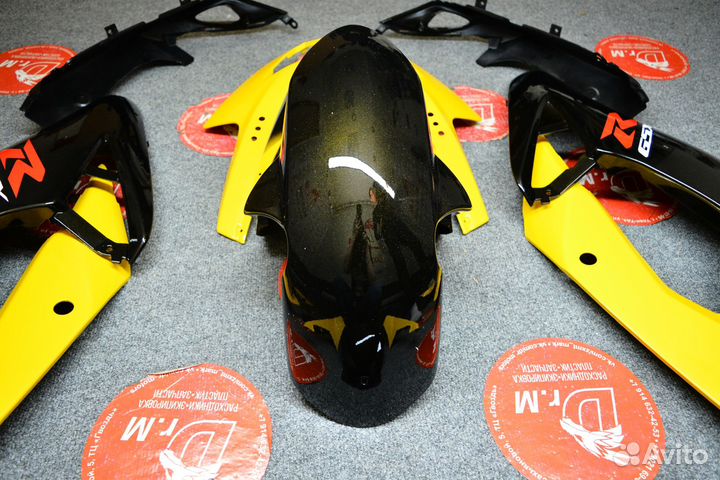 Suzuki gsxr 1000 K5 K6 2005-2006 пластик