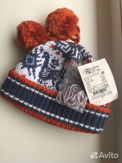 Шапка весенне-осенняя новая