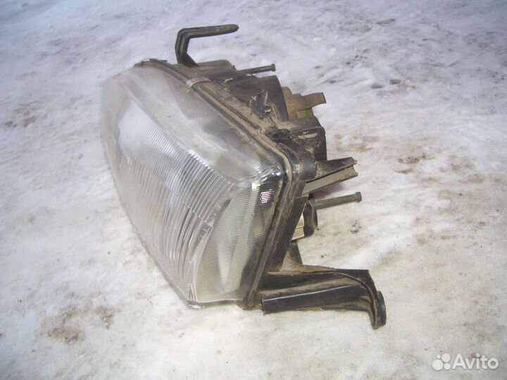 Фара левая Субару Легаси с93