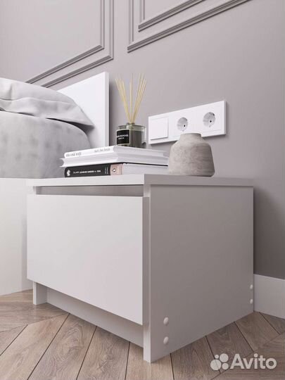 Тумба прикроватная