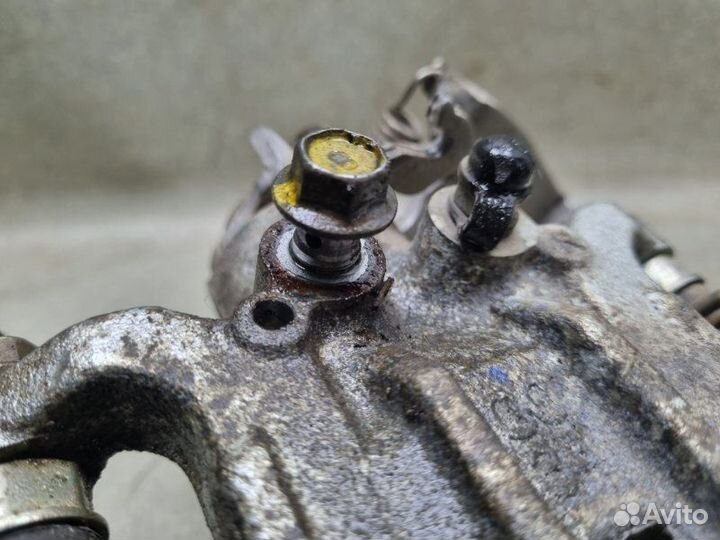 Суппорт задний правый Hyundai Creta