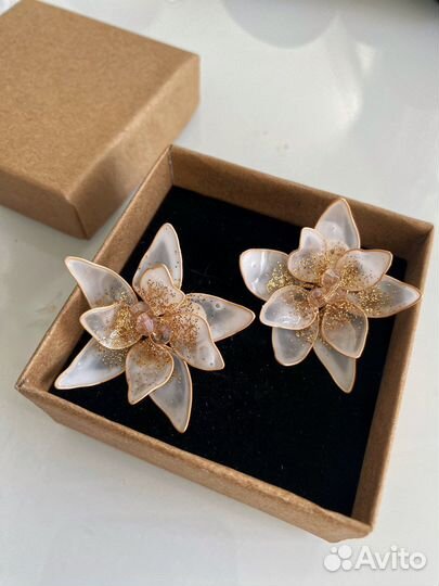 Свадебное украшение новое