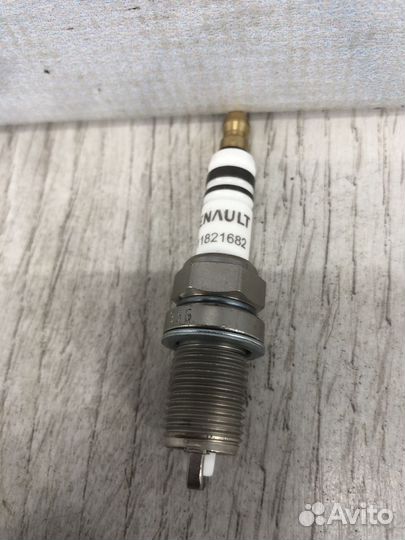 Свеча зажигания renault sandero 2