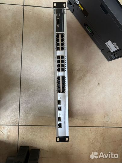 Коммутатор D-Link DES-3526