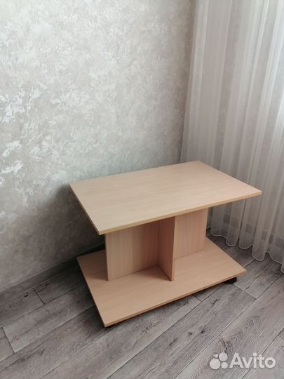 Журнальный столик бу