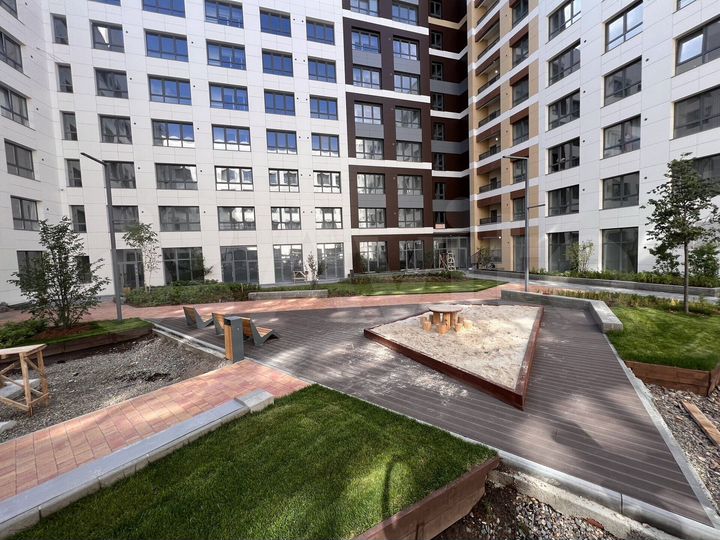 2-к. квартира, 64,5 м², 13/23 эт.