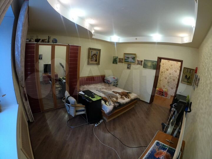 3-к. квартира, 92 м², 4/4 эт.