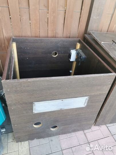 Ящики для бассейна