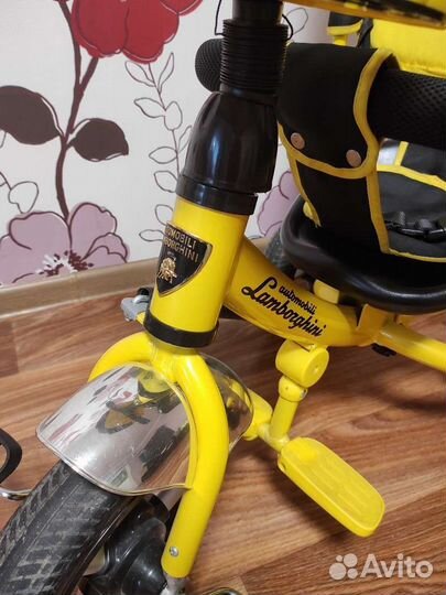 Велосипед Lamborghini трёхколёсный