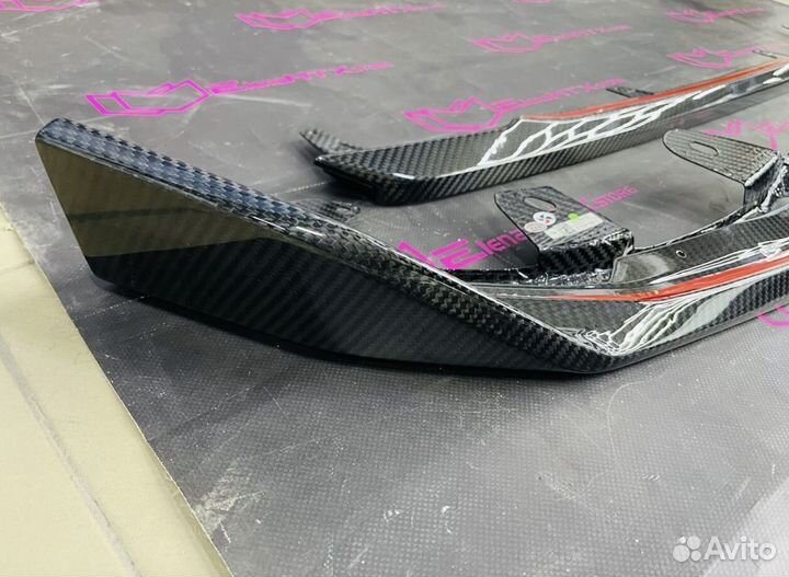 Сплиттер BMW G42 сухой карбон