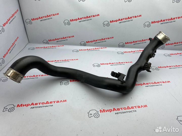 Патрубок интеркулера Buick Encore GX 2020 42691763