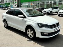 Volkswagen Polo 1.6 AT, 2016, 251 019 км, с пробегом, цена 955 000 руб.