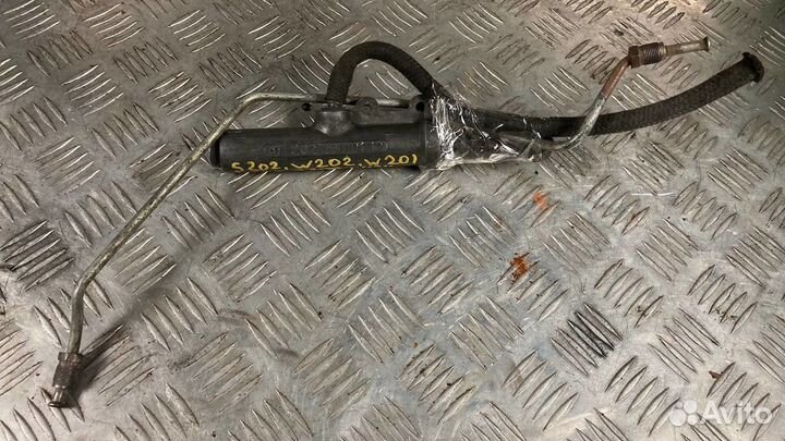 Цилиндр сцепления главный Mercedes-Benz C-Class