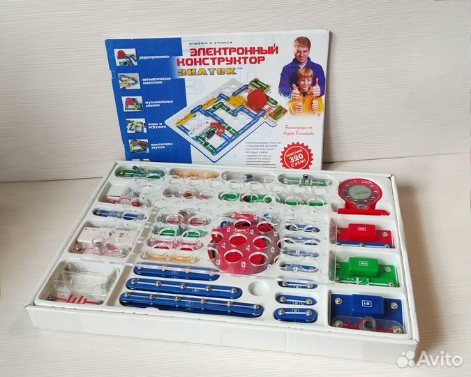 Детский электронный конструктор Знаток 320 схем