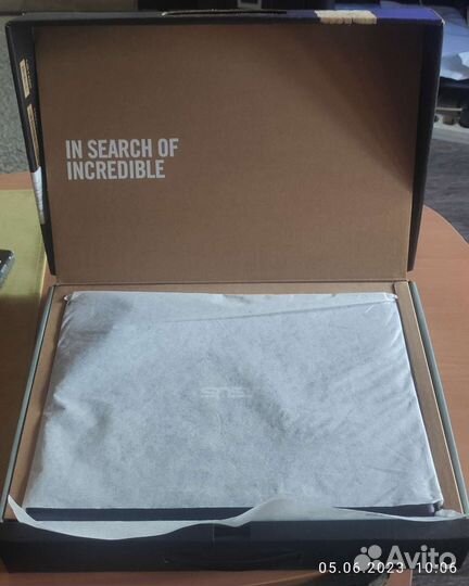 Ноутбук asus E402Y