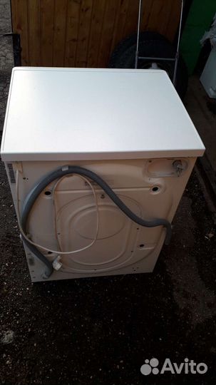 Стиральная машина Hotpoint-Ariston