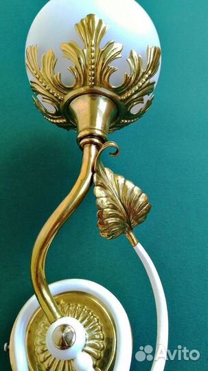 Светильник кованый настенный