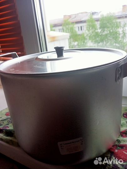 Кастрюля эмалированная 10л новая