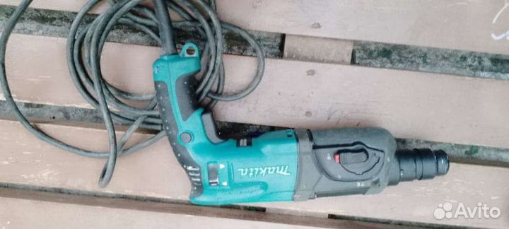 Перфоратор makita hr 2470