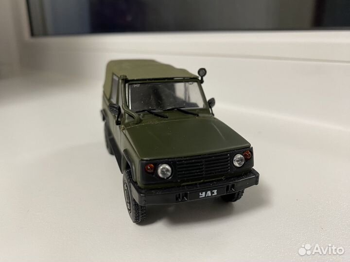 Модель УАЗ-3172 1:43