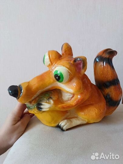 Копилка статуэтка Белка