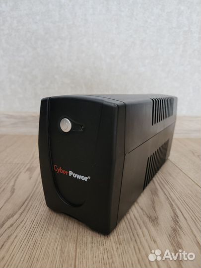 Источник бесперебойного питания CyberPower 600