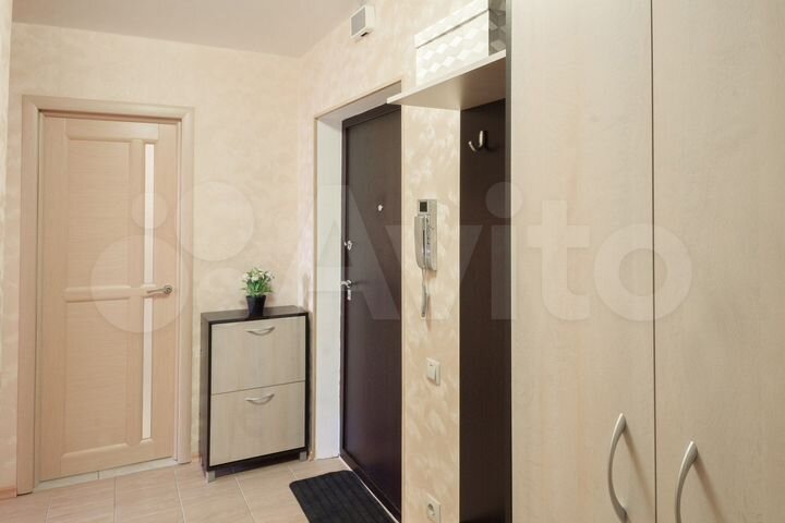 1-к. квартира, 42 м², 10/18 эт.