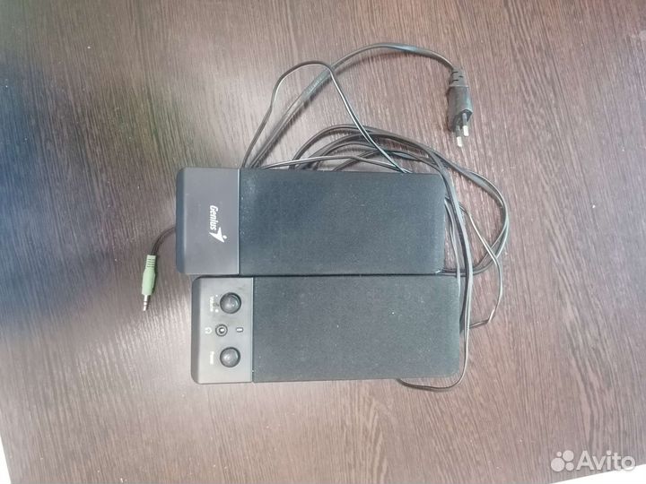 Колонки для компьютера genius