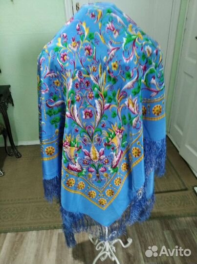 Шелковая шаль