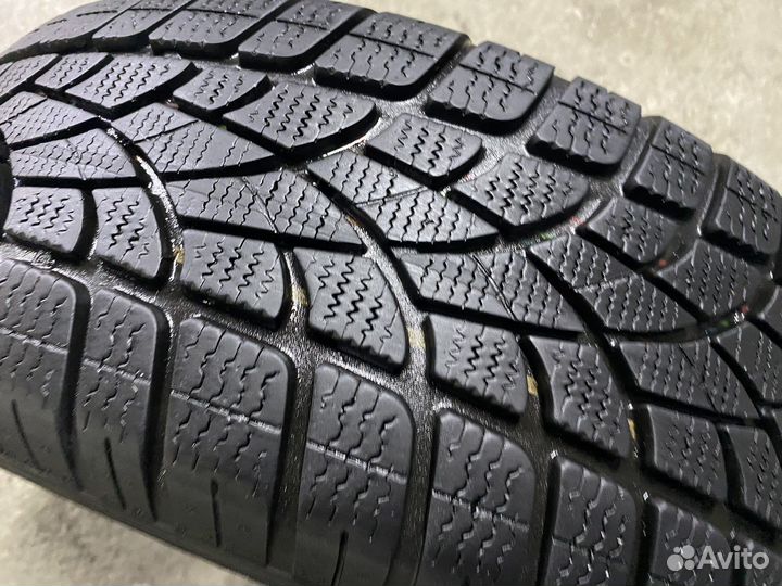 Dunlop SP Winter Sport 3D 215/60 R17 104H