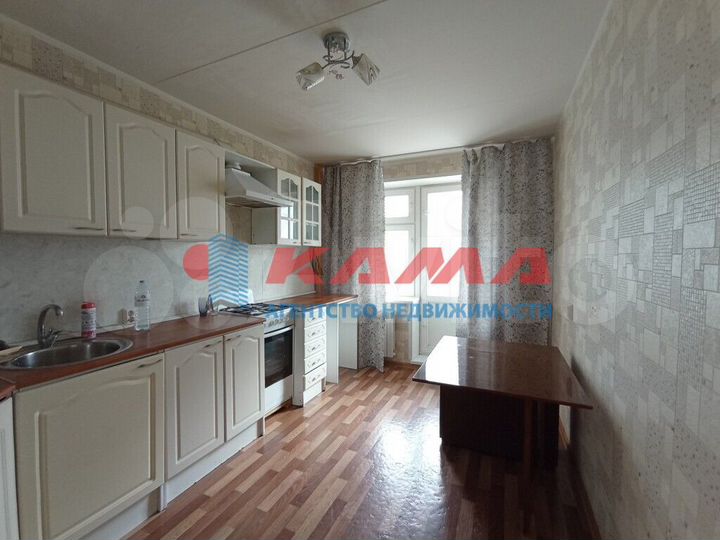 1-к. квартира, 38 м², 4/10 эт.