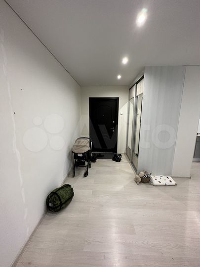 3-к. квартира, 67 м², 1/10 эт.