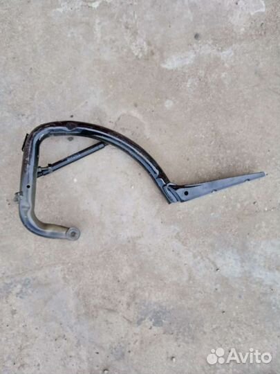 Петли крышки багажника Mercedes W221